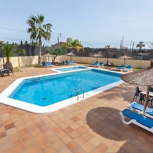 Hotel Abril